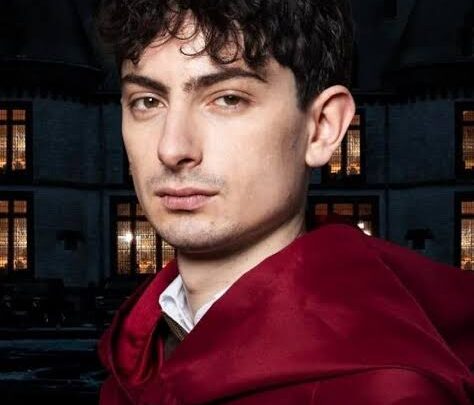 Théo Fernandez Biography: Age, Net Worth, Ethnicity, Parents, Movies, Awards, Religion, Girlfriend