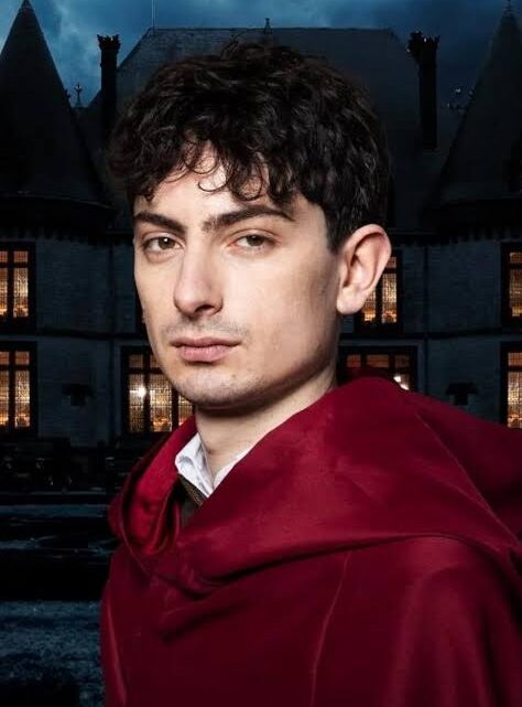 Théo Fernandez Biography: Age, Net Worth, Ethnicity, Parents, Movies, Awards, Religion, Girlfriend