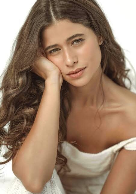 Isadora Cruz Biography: Age, Height, Net Worth, Parents, Boyfriend, Siblings, Movies, Awards