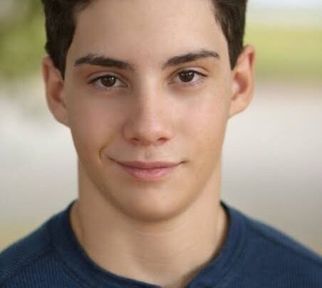 John D’Leo Biography: Age, Height, Net Worth, Parents, Girlfriend, Movies, Ethnicity, Awards