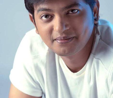 Vijay Kumar Biography: Age, Net Worth, Wife, Parents, Movies, Ethnicity, Religion, Awards