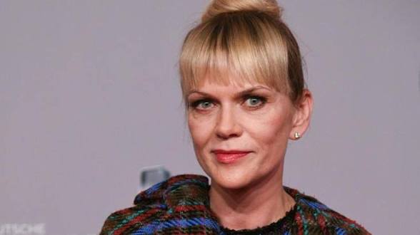 Anna Loos - Biography