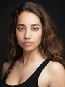 Özge Özacar