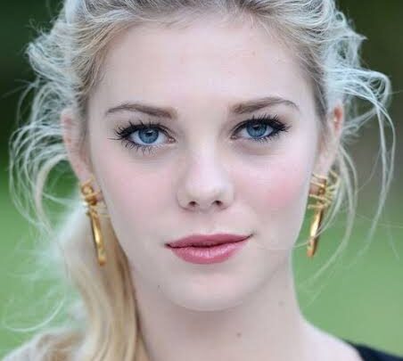 Claire Julien Biography: Age, Boyfriend, Awards, Height, Net Worth, Parents, Movies, Ethnicity