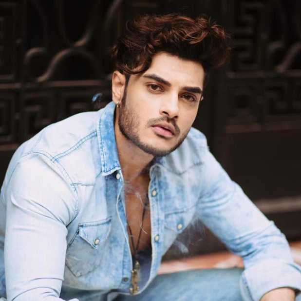 Joshua Chhabra - Biography
