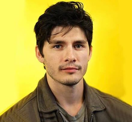 Ricardo Hoyos Biography: Age, Height, Net Worth, Parents, Movies, Ethnicity, Girlfriend, Awards