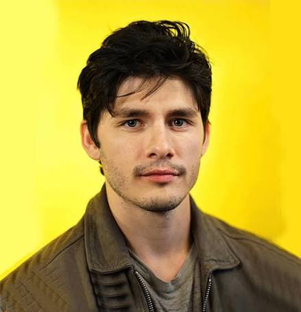 Ricardo Hoyos Biography: Age, Height, Net Worth, Parents, Movies, Ethnicity, Girlfriend, Awards
