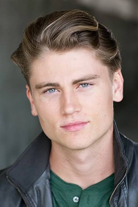 Justin Matthews - Biography