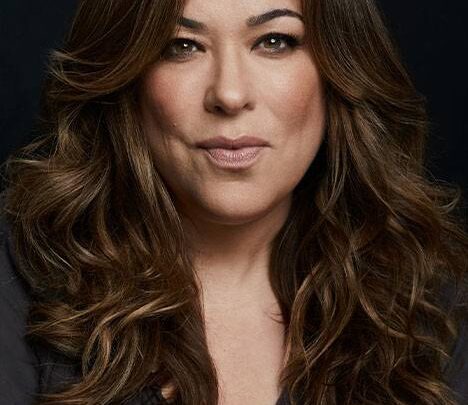 Emily Kapnek Biography: Husband, Net Worth, Children, Ethnicity, Awards, Movies, Age, Parents