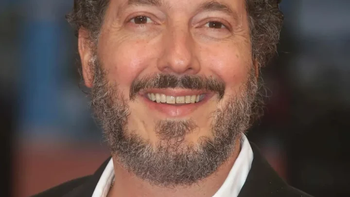 Guillaume Gallienne Biography: Movies, Age, Net Worth, Wife, Height, Son, Awards, Ethnicity