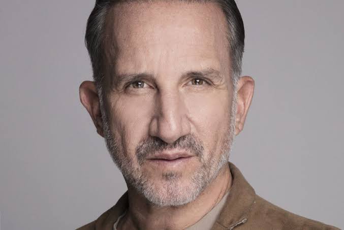 Plutarco Haza - Biography