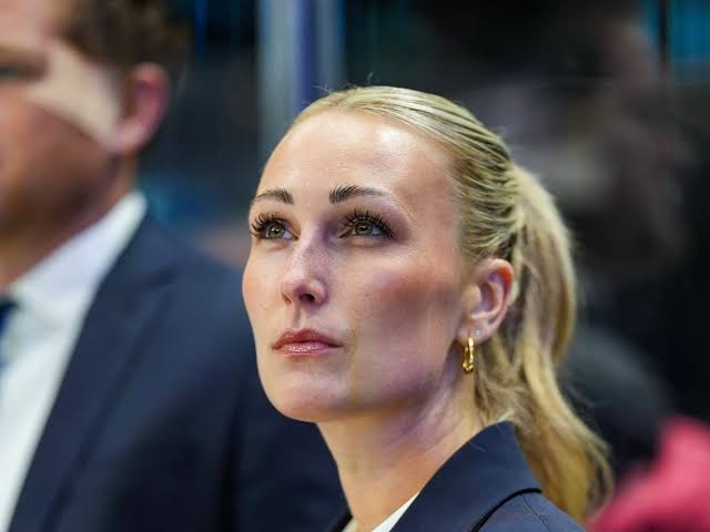 Jessica Campbell - Biography