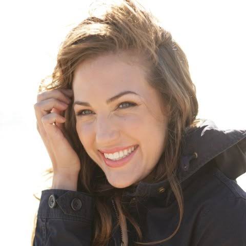Christie Abbott - Biography