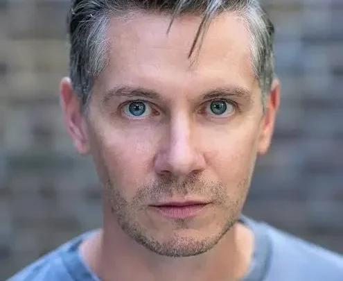 Karl Davies Biography: Age, Height, Net Worth, Ex-Girlfriend, Awards, Movies, Ethnicity, YouTube