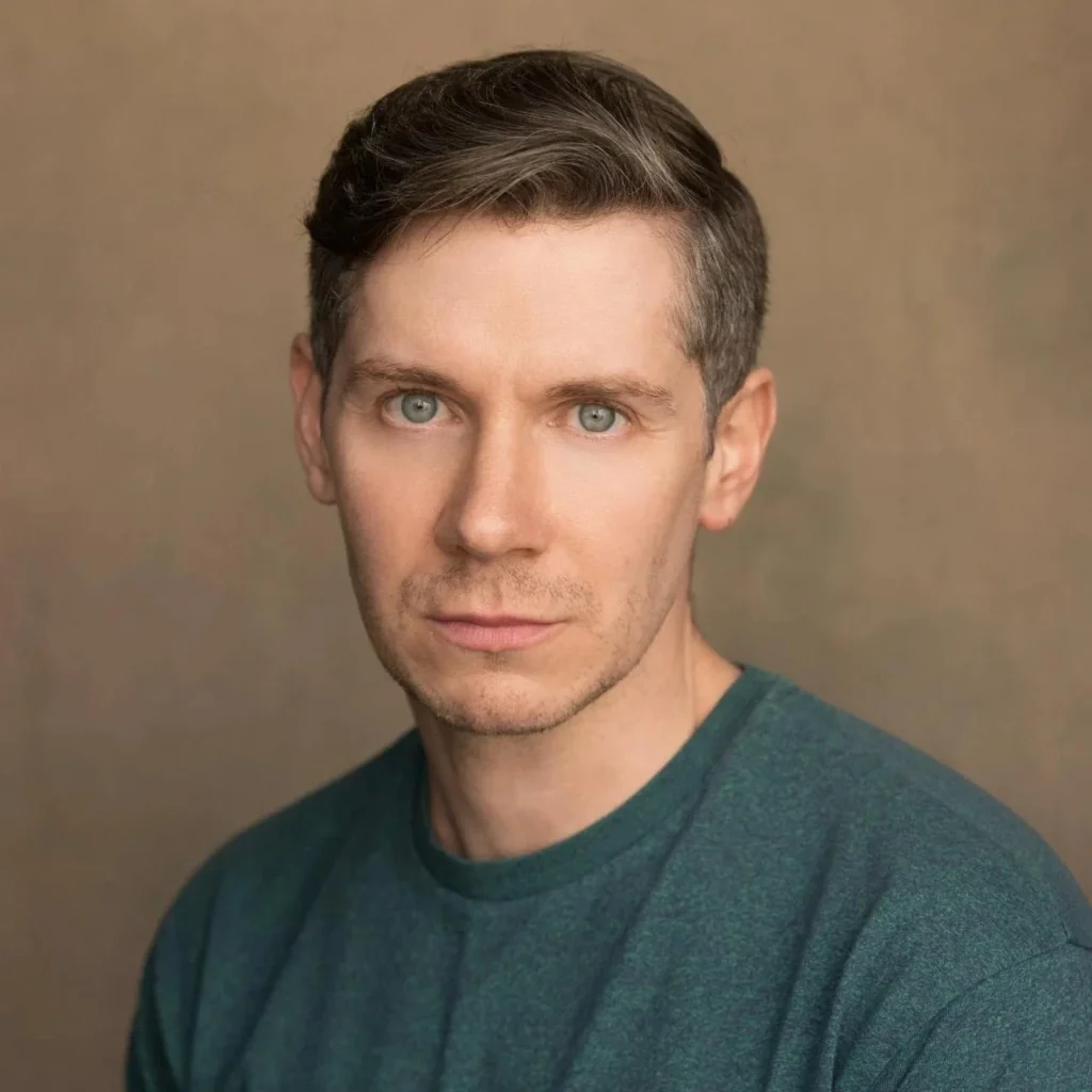 Karl Davies - Biography