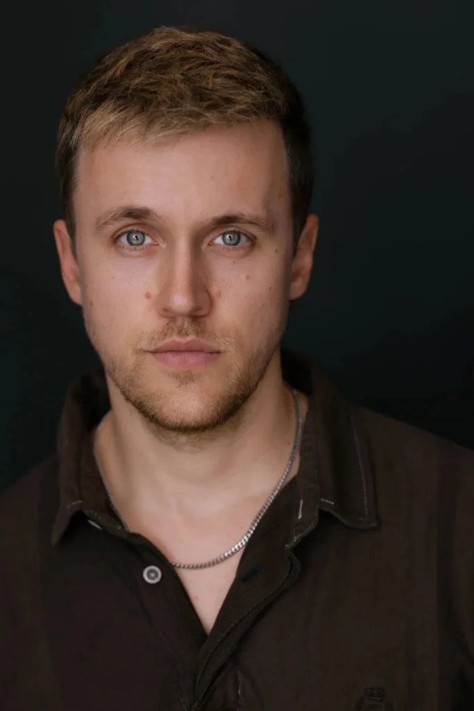 Derek Johnson - Biography