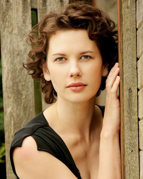 Tiffany Lyndall-Knight Biography: Age, Height, Movies, Husband, Awards, Ethnicity, Net Worth