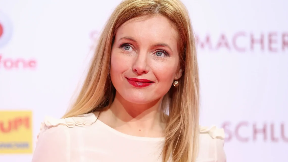 Nadja Uhl Biography: Age, Movies, Height, Net Worth, Parents, Boyfriend, Awards, Religion
