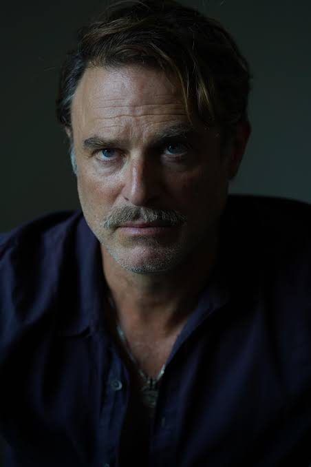 Tony Crane - Biography