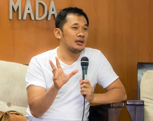 Hanung Bramantyo Biography: Age, Net Worth, Wife, Height, Children, Movies, Awards