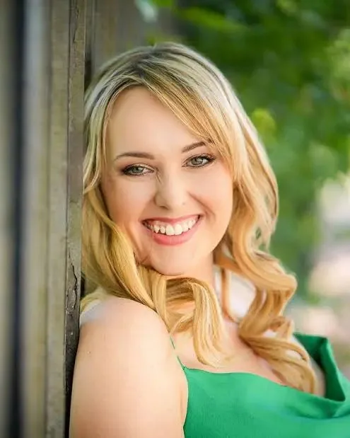 Jenna Sharpe Biography: Net Worth, Awards, Height, Boyfriend, Ethnicity, Age, Parents, Instagram