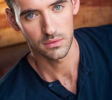 Armen Taylor Biography: Height, Wife, Ethnicity, Net Worth, Age, Parents, Instagram, Movies