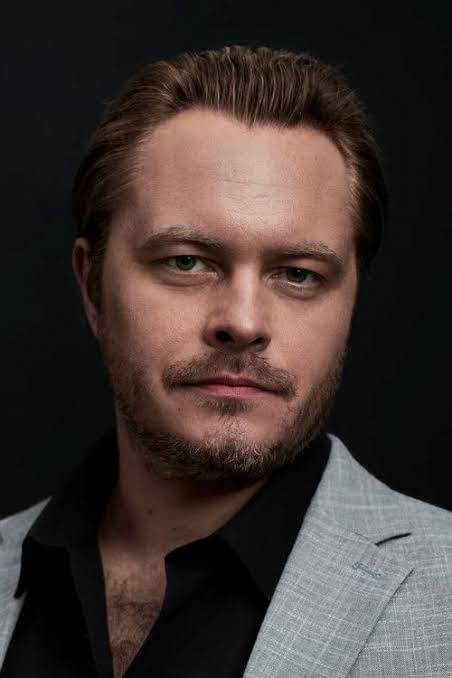 Tomasz Schuchardt - Biography