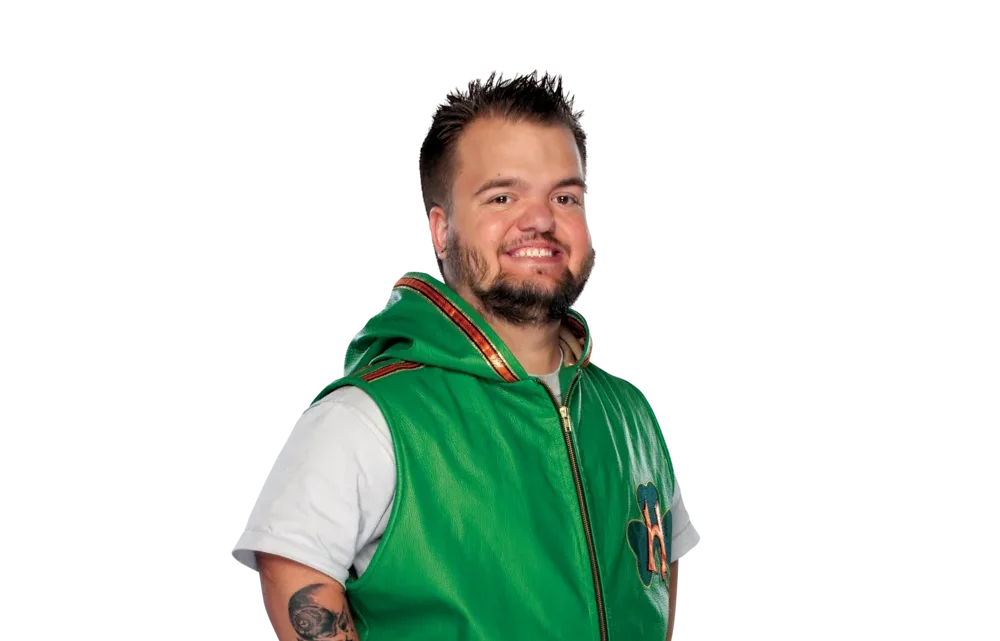 Hornswoggle Biography: Age, Height, WWE, Net Worth, Ethnicity, Awards, Son, YouTube, Girlfriend
