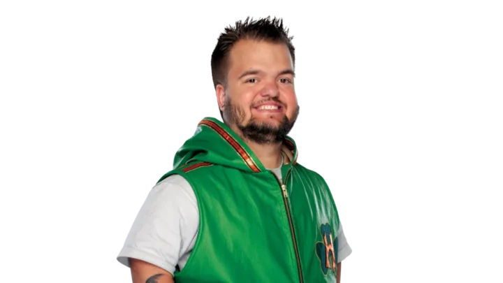 Hornswoggle Biography: Age, Height, WWE, Net Worth, Ethnicity, Awards, Son, YouTube, Girlfriend