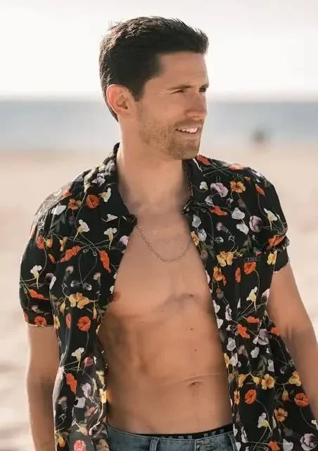 Evan Holtzman Biography: Wife, Age, Net Worth, Awards, Ethnicity, Religion, Movies