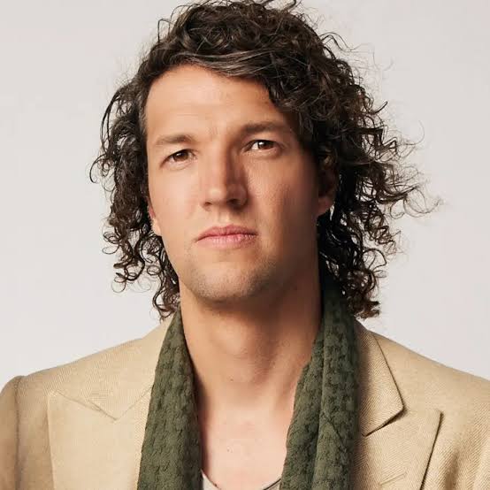Luke Smallbone - Biography