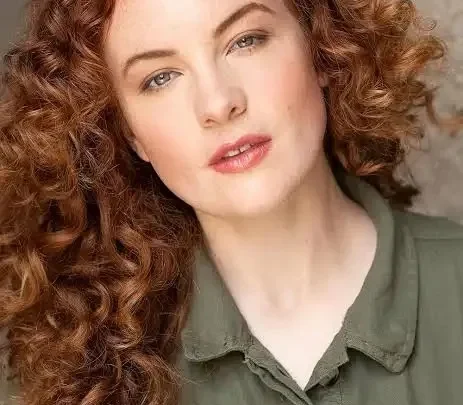 Molly Searcy Biography: Net Worth, Height, Awards, Ethnicity, Age, Boyfriend, Instagram