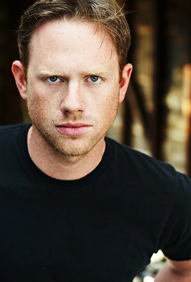 Arron Shiver - Biography