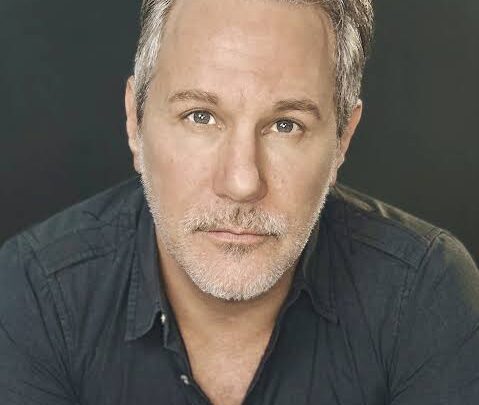 Darron Meyer Biography: Age, Net Worth, Ethnicity, Awards, Height, Girlfriend, Movies