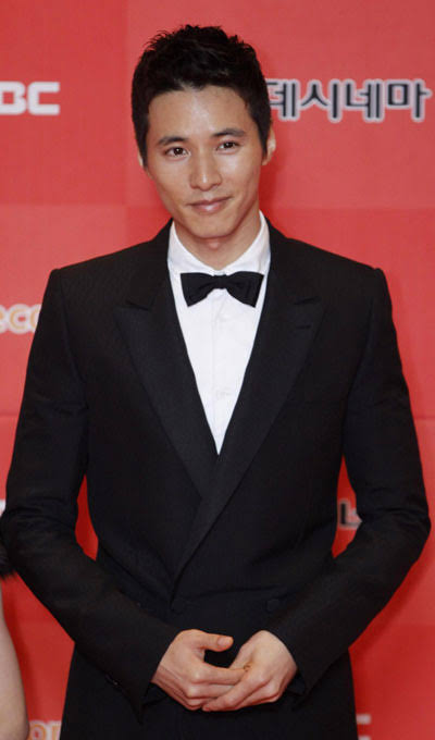 Won Bin - Biography
