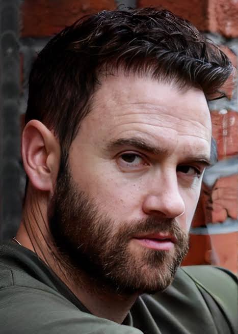 Julian Bailey - Biography