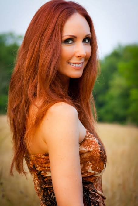 Shannon Richardson - Biography