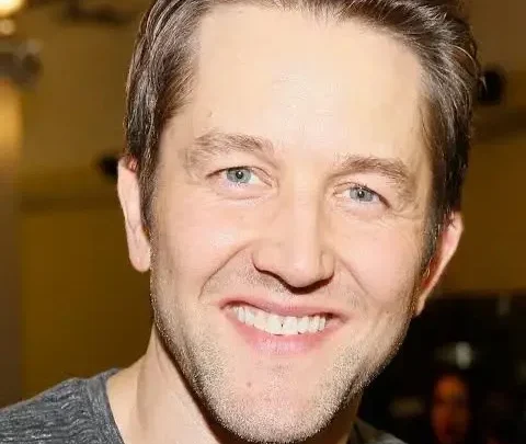 Josh Braaten Biography: Age, Net Worth, Height, Ethnicity, Girlfriend, Instagram, Awards