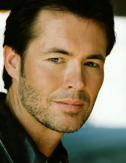 William Snow Biography: Height, Ethnicity, Net Worth, Age, Wife, Parents, Religion, Movies