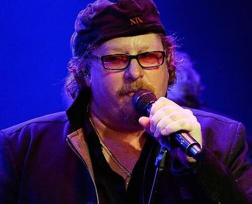 Joseph Williams Biography: Age, Height, Album, Net Worth, Parents, Wife, Songs, Religion