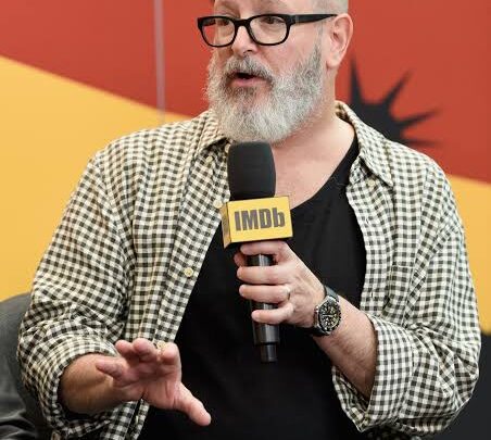 Mike Mignola Biography: Age, Net Worth, Wife, Parents, Awards, Movies, Religion, Children