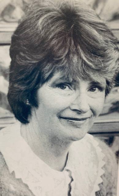 Robin Klein Biography: Books, Net Worth, Children, Age, Husband, Awards, Ethnicity
