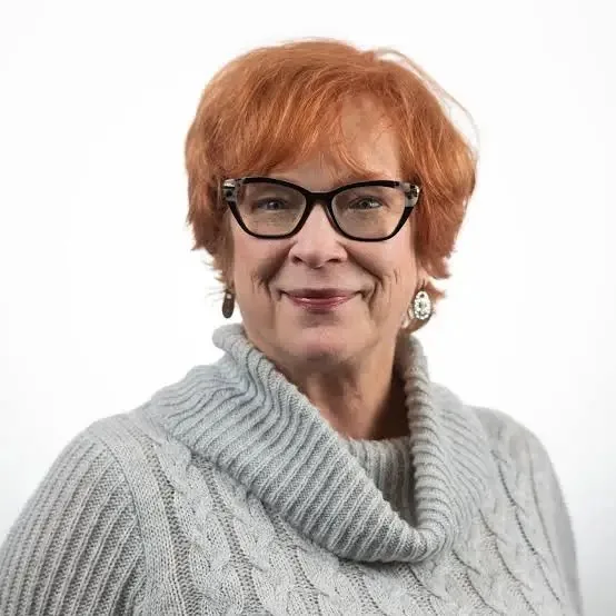 Kerry Noonan Biography: Husband, Movies, Net Worth, Age, Awards, Children, Ethnicity