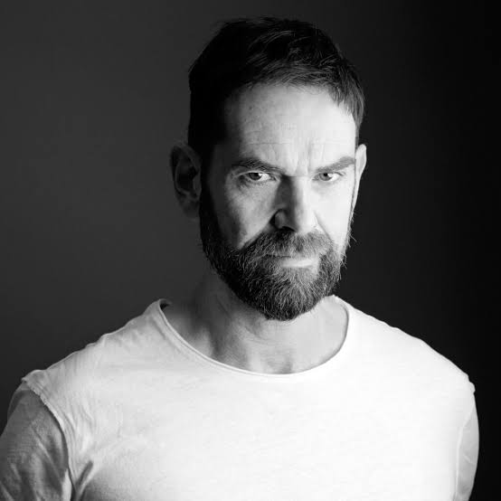 Duncan Lacroix - Biography