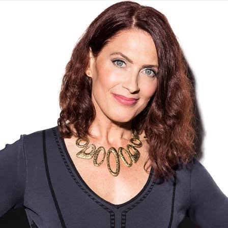 Vanessa Marshall - Biography
