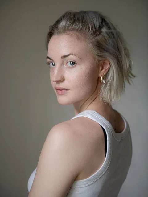 Sarah Mahita - Biography