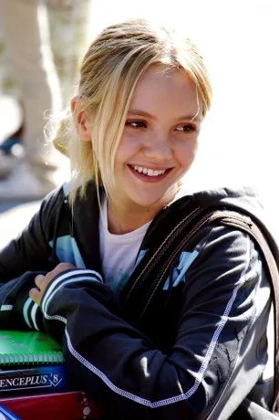 Hannah Lochner - Biography