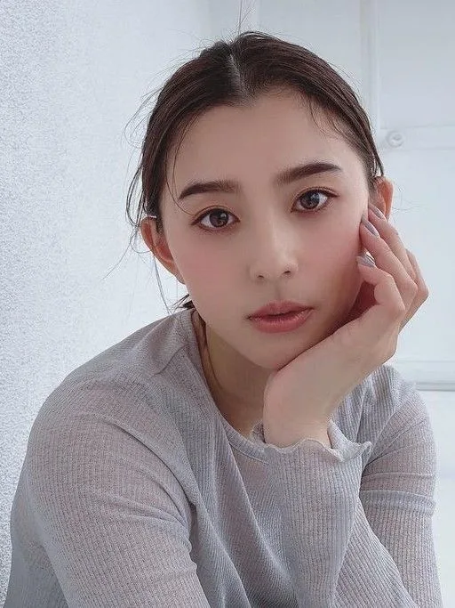 Aya Asahina - Biography