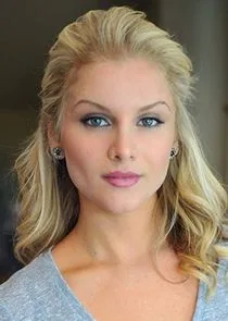 Larisa Polonsky Biography: Siblings, Age, Parents, Net Worth, Famiy, Movies, Height
