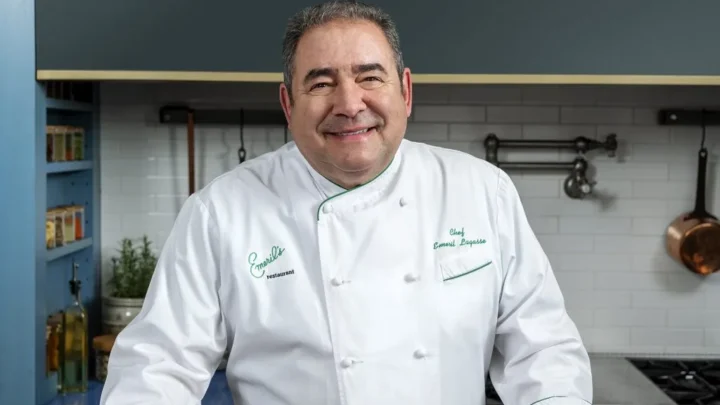 Emeril Lagasse Bio: Net Worth, Wife, Age, Parents, Height, TV Shows, Children, Recipes